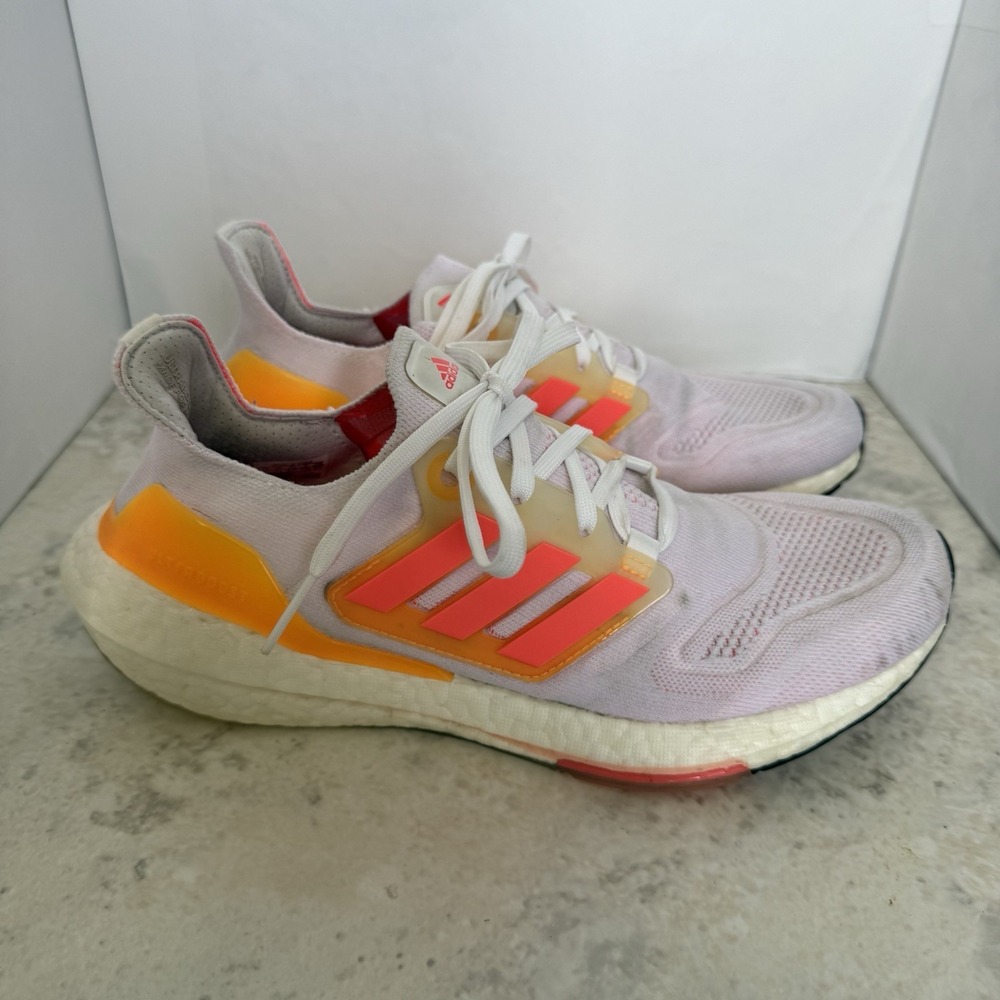 Adidas Ultraboost 22 Women's Size 9 White Orange Running Athletic Shoes